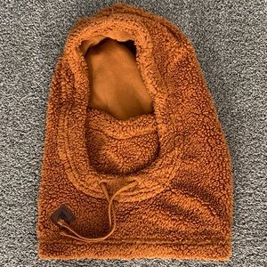 Burton Sherpa lynx helmet cover